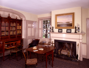 The sitting room of the Wadsworth-Longfellow House